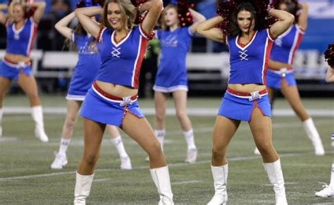 upskirt gifs|20 Of The Most Hilariously Shocking Cheerleader Wardrobe